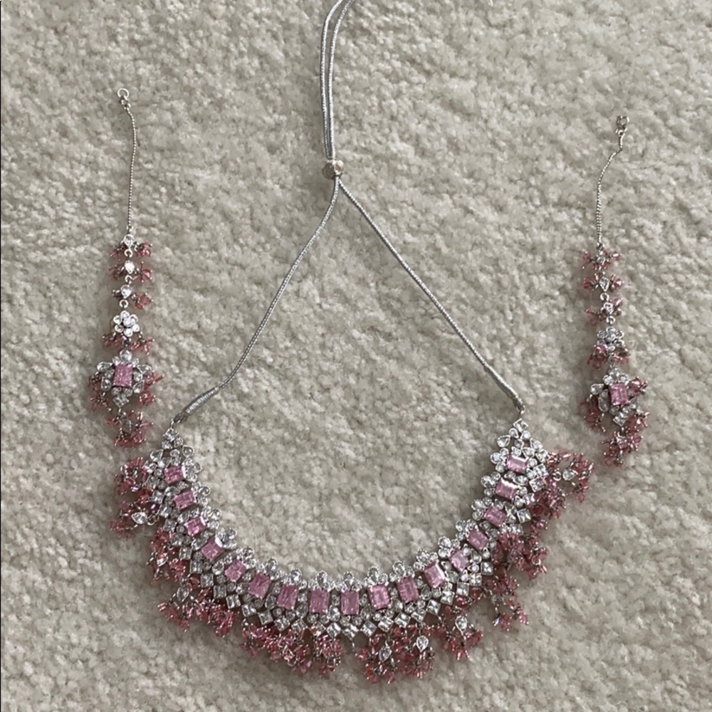 Baby pink diamond and silver studded set 🌟 pure silver